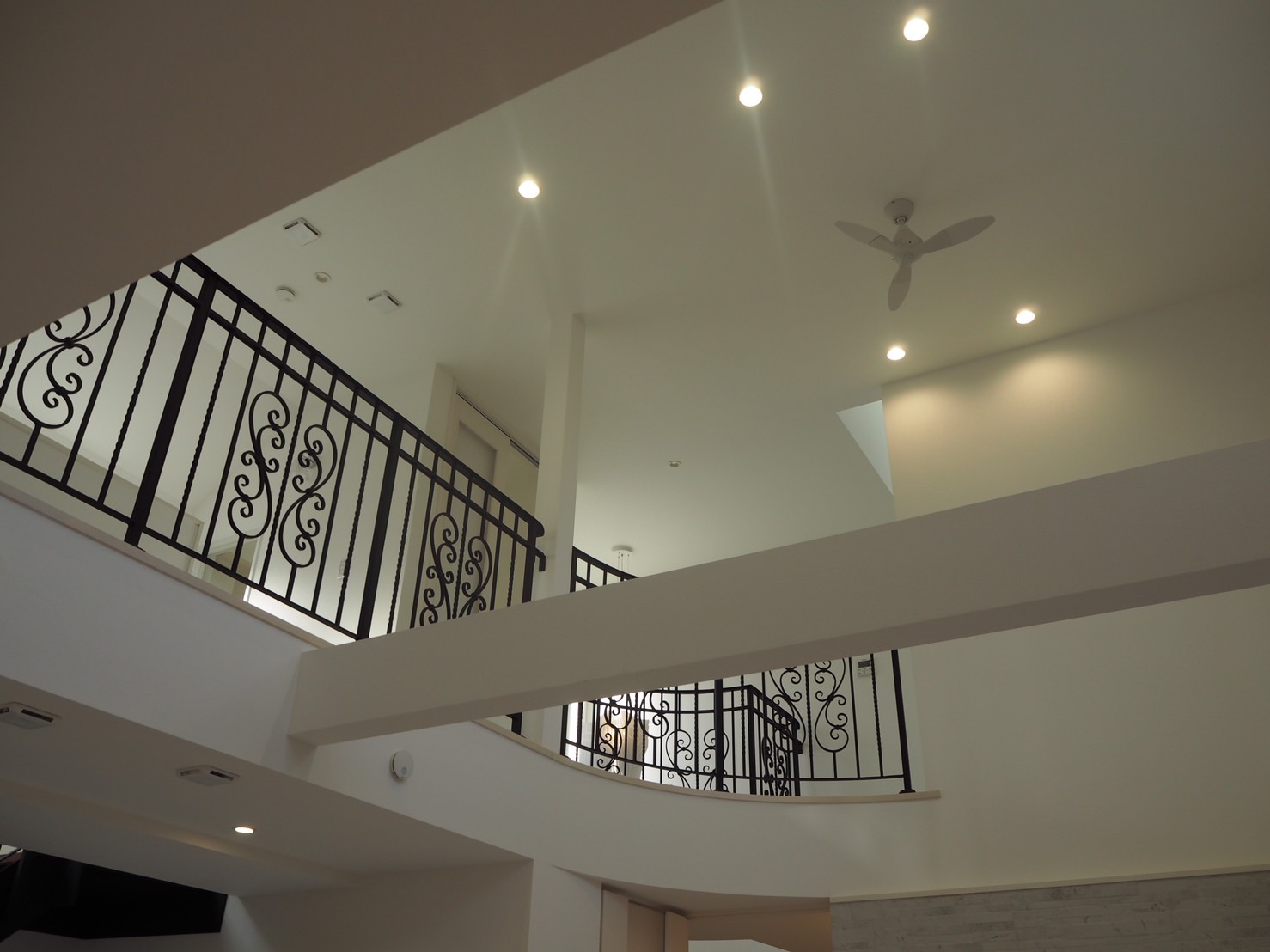 大きな吹き抜けの間取り