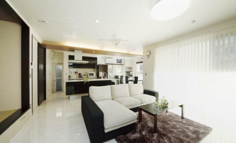 明るく広いリビング