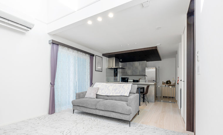 家事効率の良い対面キッチン