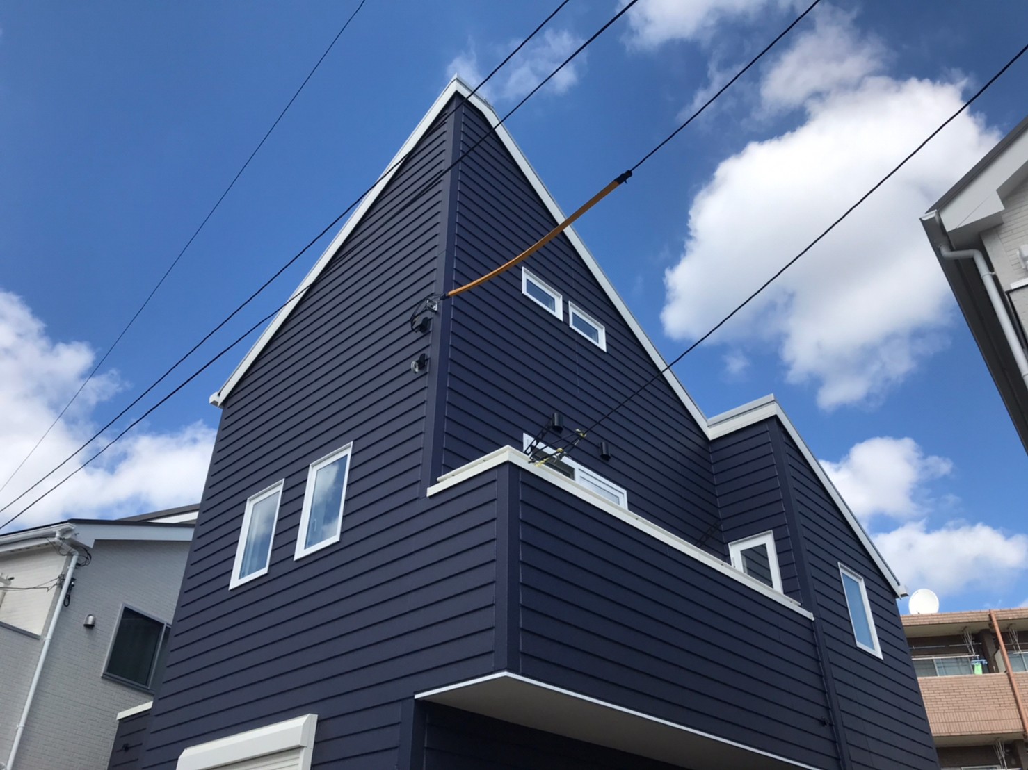 シンプルで飽きのこない注文住宅外観